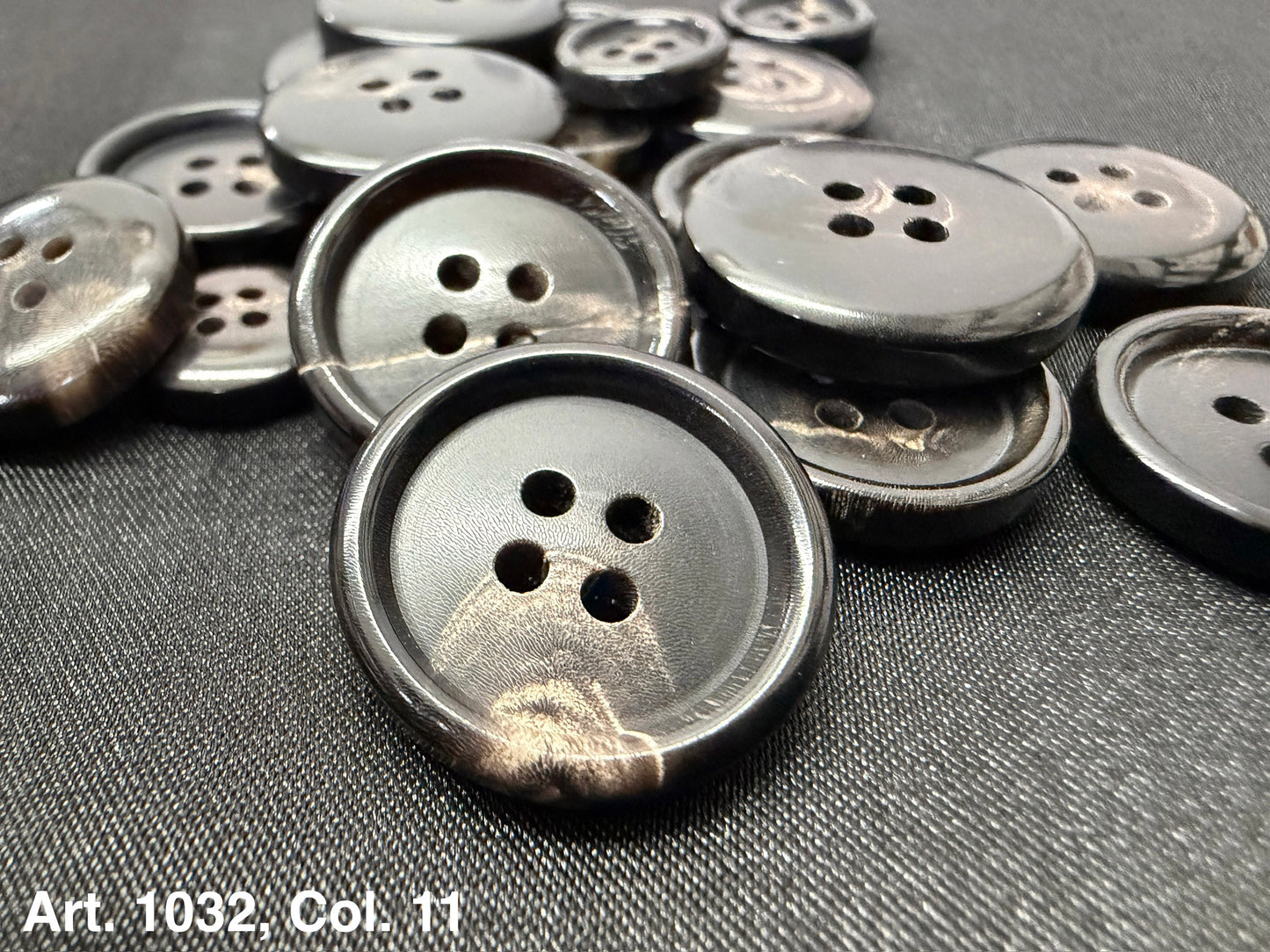 Art. 1032, Sustainable Real Horn Buttons