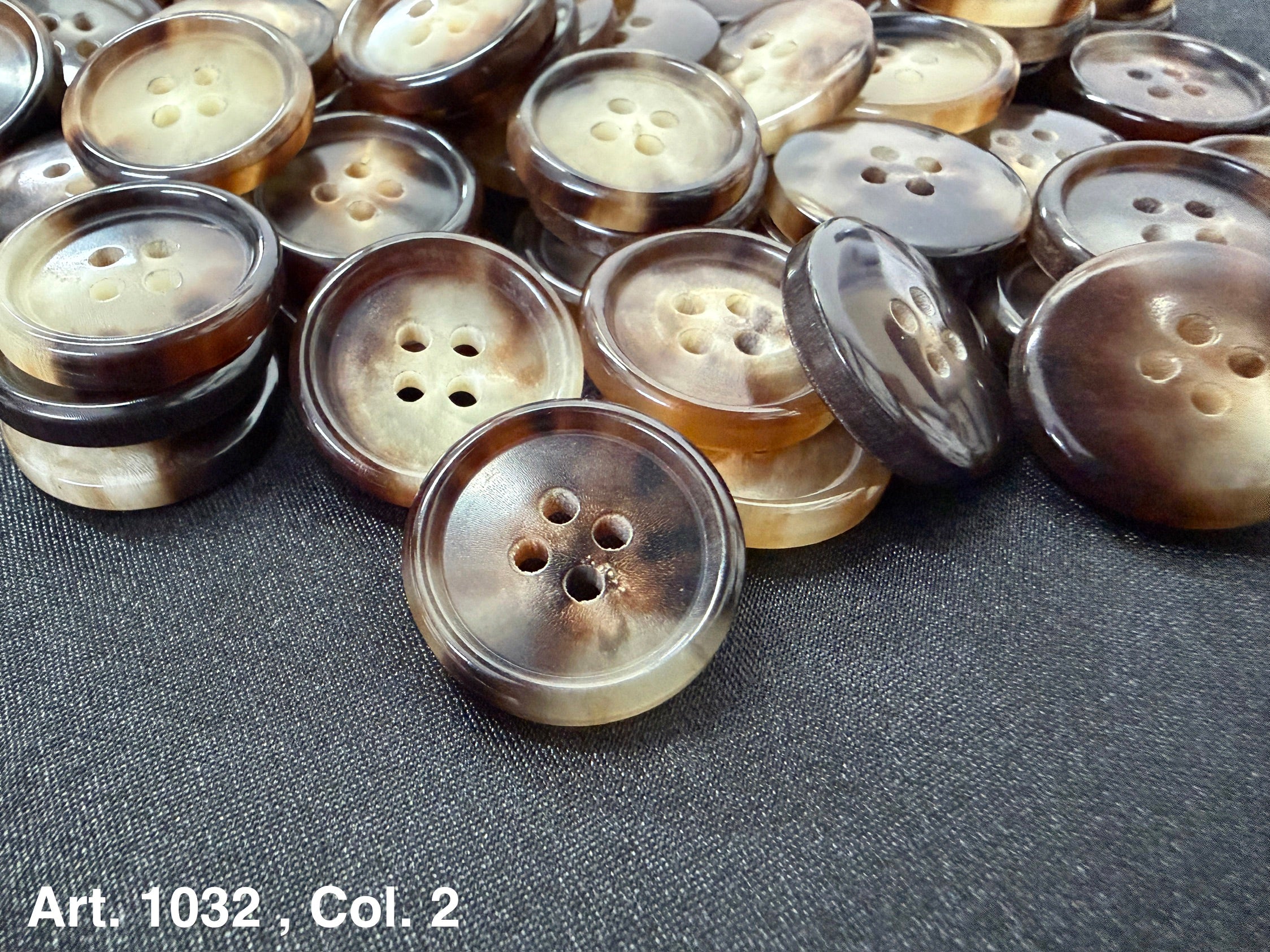 Art. 1032, Sustainable Real Horn Buttons