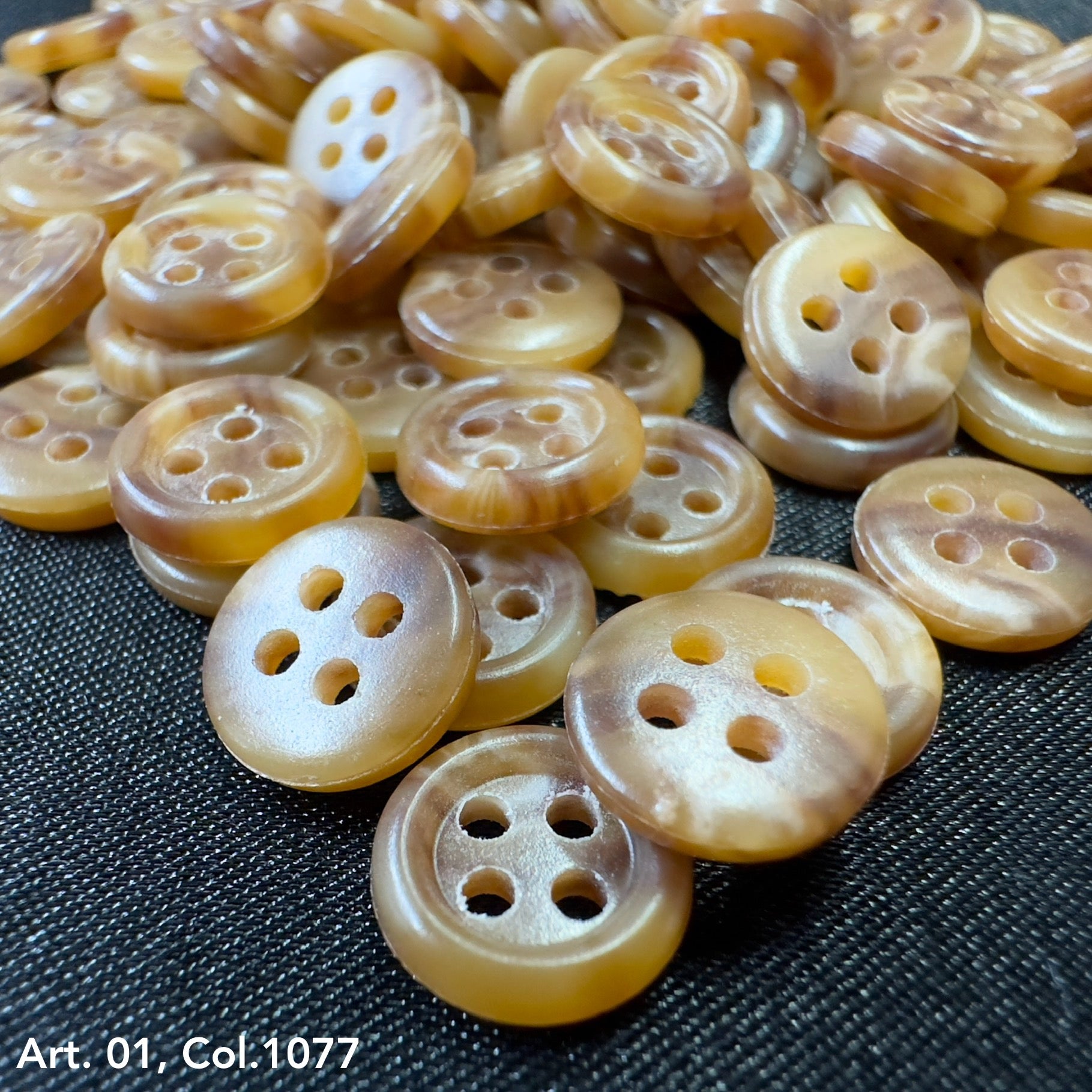 Buttonology Inc premium shirt buttons for sewing marbled tan four hole round buttons close up