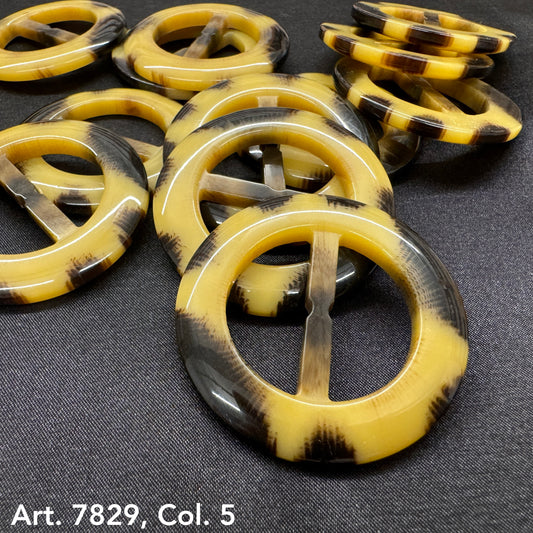 Buttonology Inc tortoise belt buckle round vintage style with yellow and black marbled pattern
